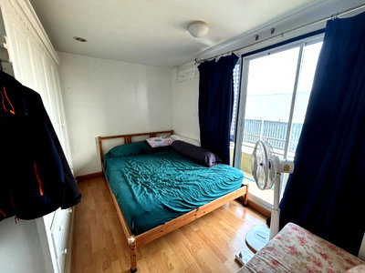 Condos for sale : For Sale by Owner: The Tropical Condo On Nut 12, Corner Unit, 6th Floor, 28 sq.m., THB 1.2M