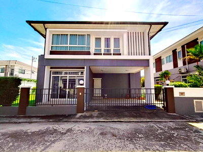 Houses for sale Chonburi : The Living Village  Nong Kham, Si Racha, Chonburi