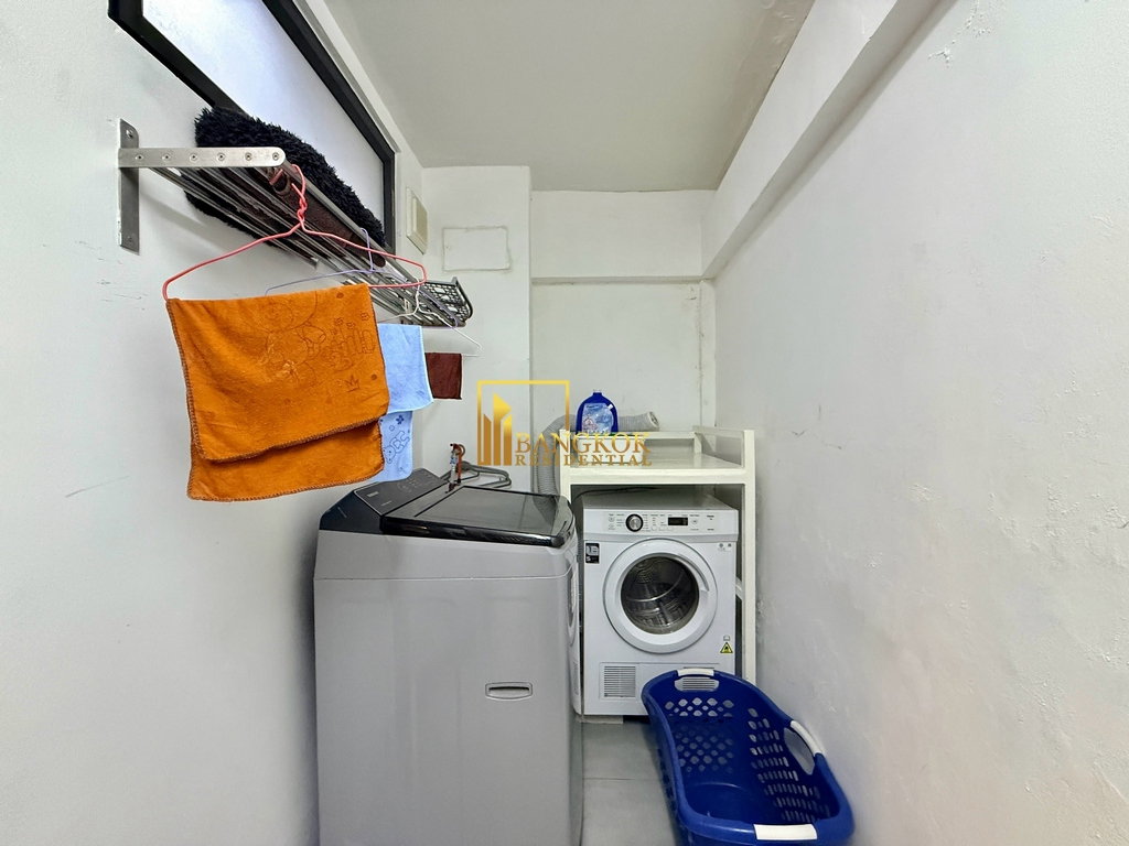 รูป Beautifully Renovated 3 Bed Townhouse For Rent in Ekkamai - BR8807TH - รูปที่ 39/40
