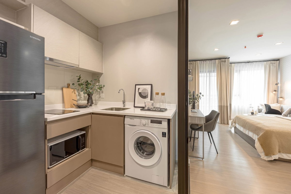 picture life sathorn sierra 15,500 thb/month - 5/27