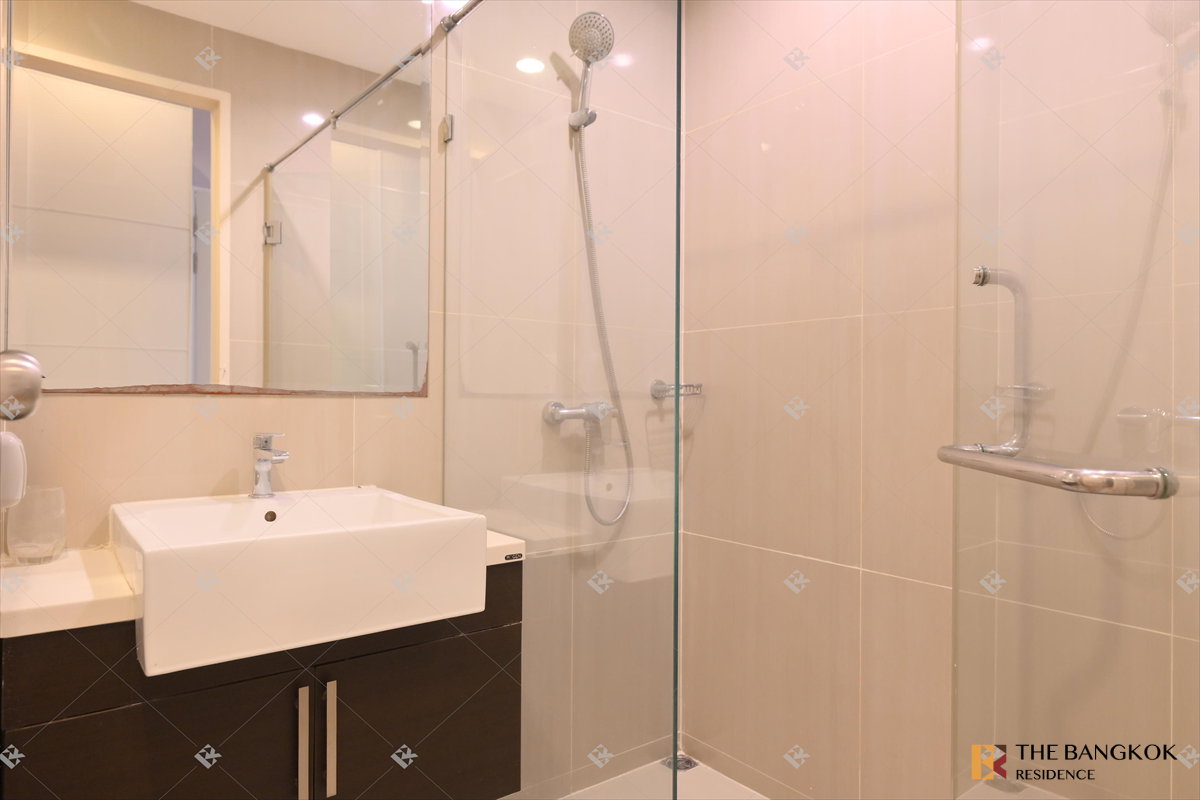 picture ✨Villa Asoke, Fully Furnished in a Warm Modern Cozy Style✨Near MRT Phetchaburi - 8/9