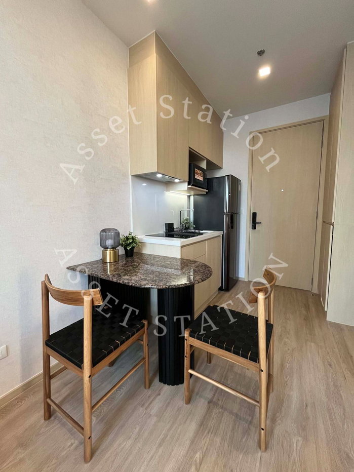 picture Noble State 39 ð
Near BTS Phrom Phong, EmQuartier, and Emporium. - 2/14
