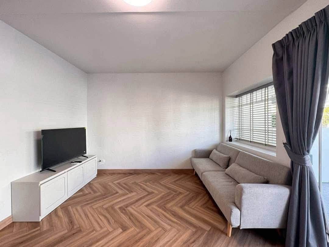 รูป ให้เช่า ทาวเฮ้าท์ อินดี้ 2 บางนา-รามคำแหง2 (บางนา กม7) Pet Friendly ที่ Line : @homefinder - รูปที่ 3/11