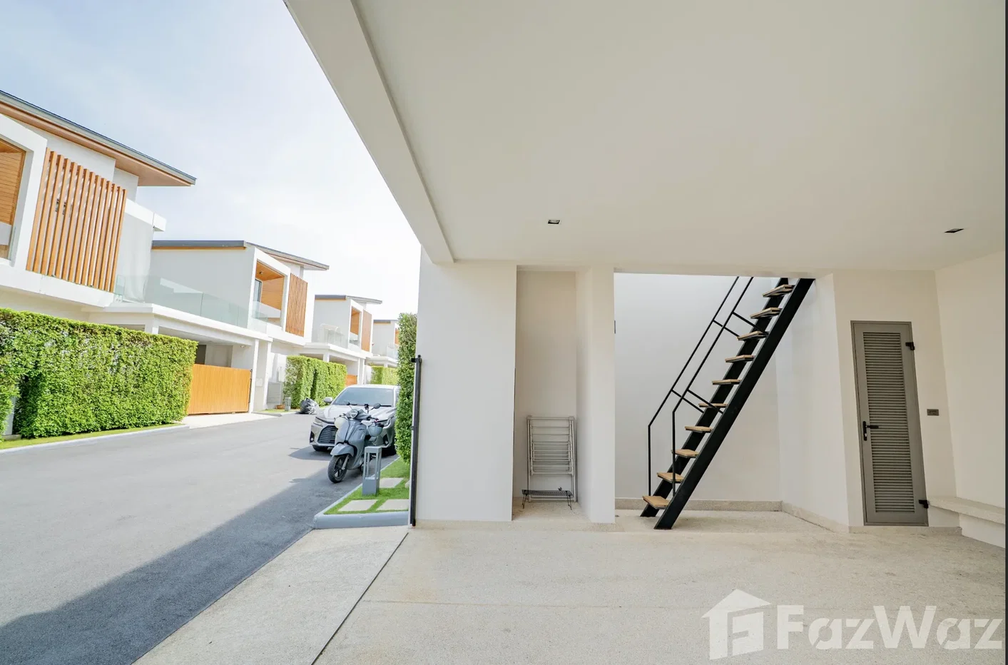 picture 5 Bedroom Pool Villa for Sale 6076718 - 3/35