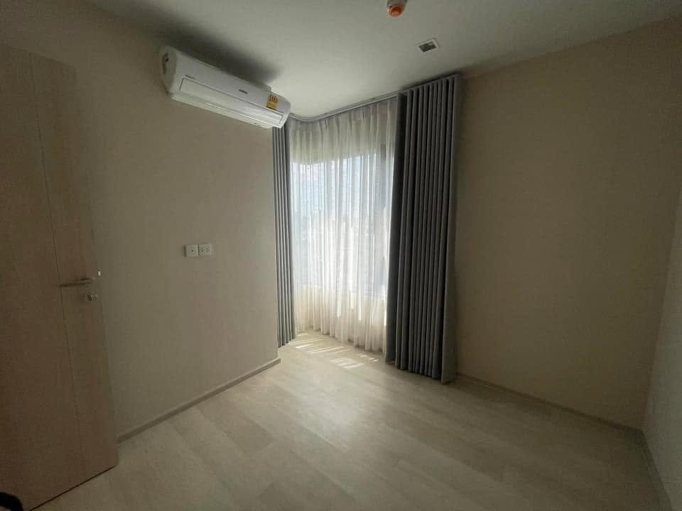 picture Life One Wireless (BTS Ploenjit) Condo, Wireless Road, near BTS Ploenjit. - 7/10
