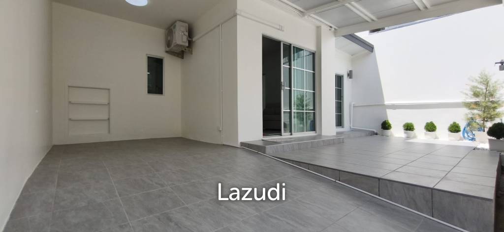 รูป ทาวน์โฮม 3 ห้องนอน สไตล์มินิมอล โมเดิร์น ปรับปรุงใหม่หมด - รูปที่ 23/25
