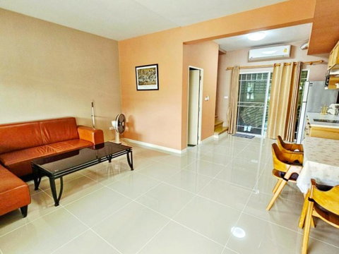 Townhome for rent, 2 bedrooms, 3 bathrooms, garden view, Bangna area, Km. 7, near Concordian International School, 800 m., size 18 sq m, usable area