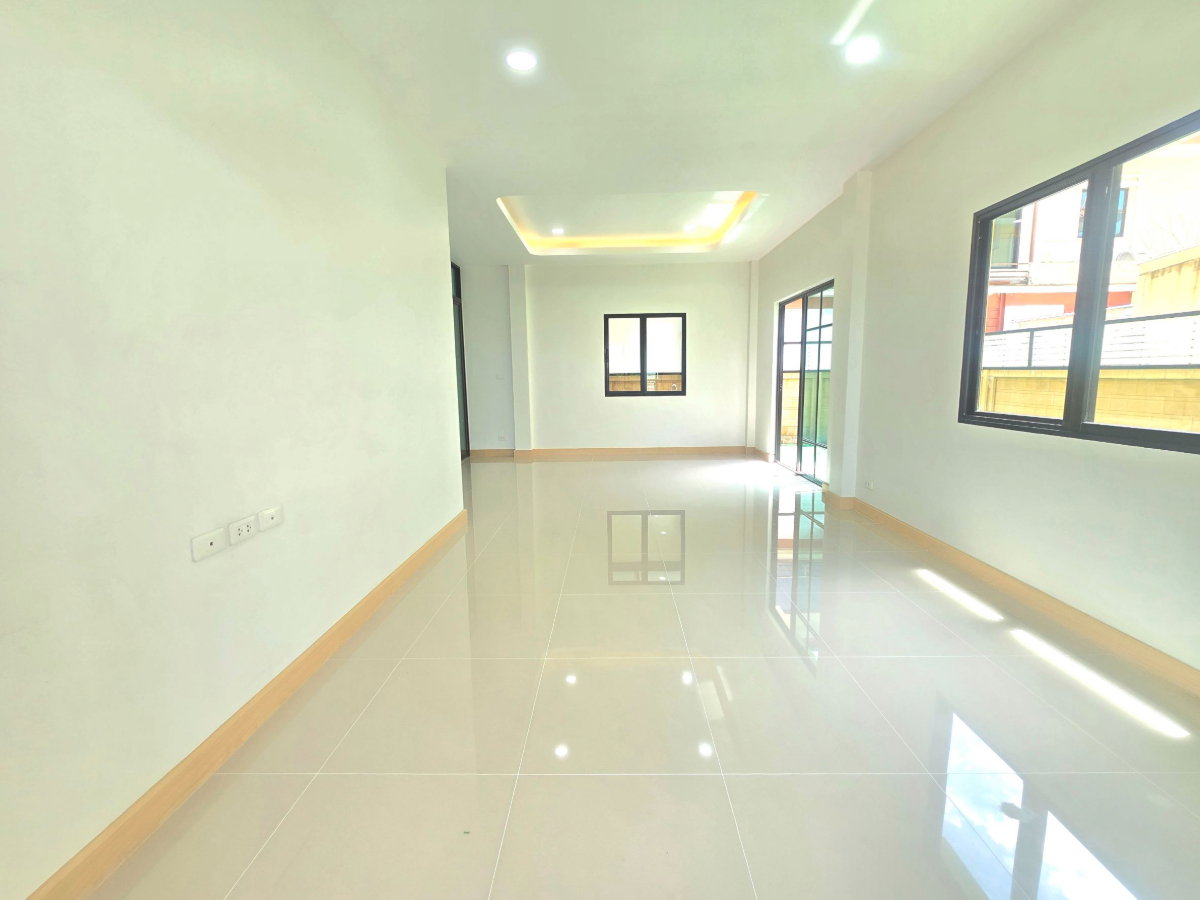 รูป บ้านเดี่ยว ทำเลดี ตกแต่งรีโนเวทใหม่ สวยงาม พร้อมอยู่ The Ricco Residence เดอะ ริคโค้ เรสซิเดนซ์ วงแหวนฯ - จตุโชติ ถนนไทยรามัญ - รูปที่ 14/33