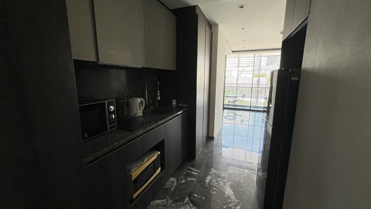 รูป 168 Sukhumvit 36 1BR 48.57 ตร.ม. เพียง ฿127K/ตร.ม. ต่ำกว่าตลาด - U1984521 - รูปที่ 2/15