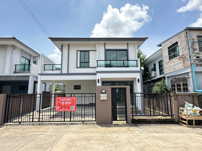 ขายบ้านเดี่ยว : บ้านแฝด 2 ชั้น โครงการ หมู่บ้านเดอะแพลนท์ รังสิตคลอง4-วงแหวน ถนนเลียบคลอง4 (ตะวันออก) คลองสี่ คลองหลวง ปทุมธานี (ราคาถูก! 2,945,000 บาท )