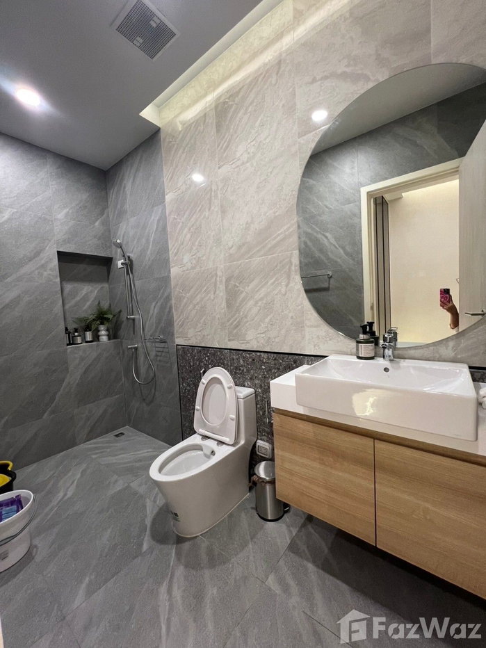 picture For Rent: 3-Story Detached House 2044281 - 24/40