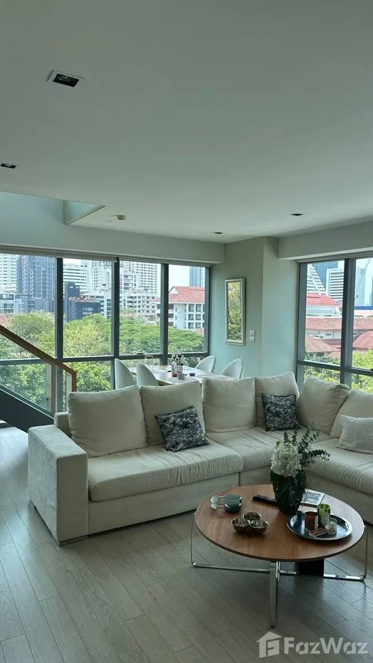 รูป คอนโดให้เช่า 2 ห้องนอน ในโครงการ เดอะ รูม สุขุมวิท 21 5718369 - รูปที่ 2/14