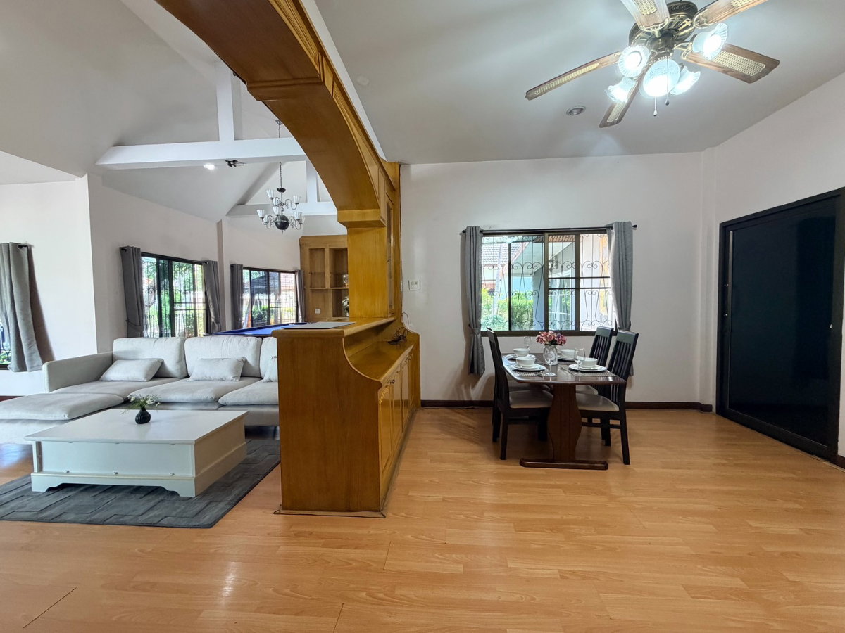 รูป ขาย บ้านเดี่ยว หลังใหญ่ พร้อมเข้าอยู่ พื้นที่กว้าง ( 出售｜宽敞独栋别墅，拎包即可入住 ) - รูปที่ 11/19