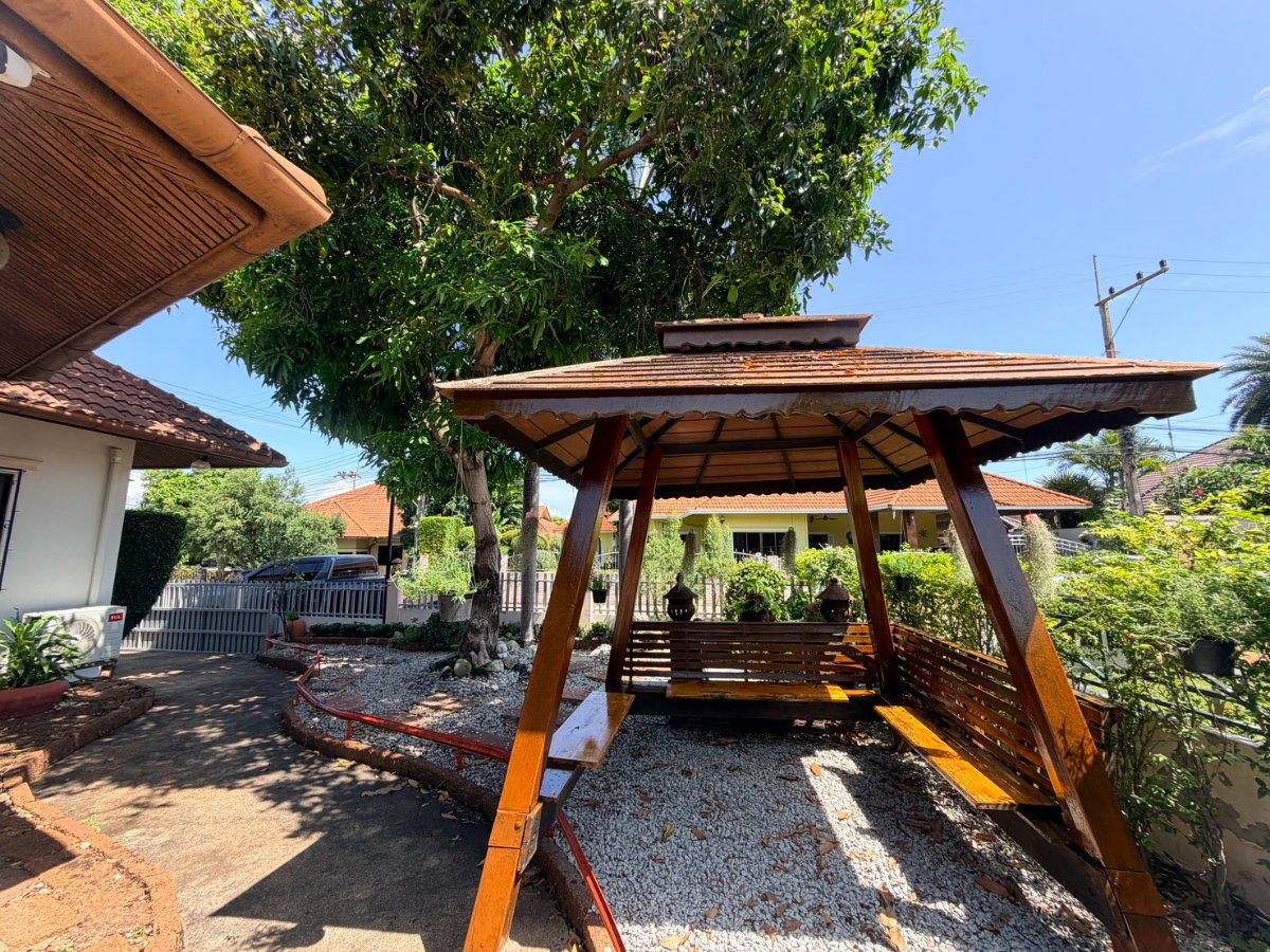 รูป ขาย บ้านเดี่ยว หลังใหญ่ พร้อมเข้าอยู่ พื้นที่กว้าง ( 出售｜宽敞独栋别墅，拎包即可入住 ) - รูปที่ 4/19