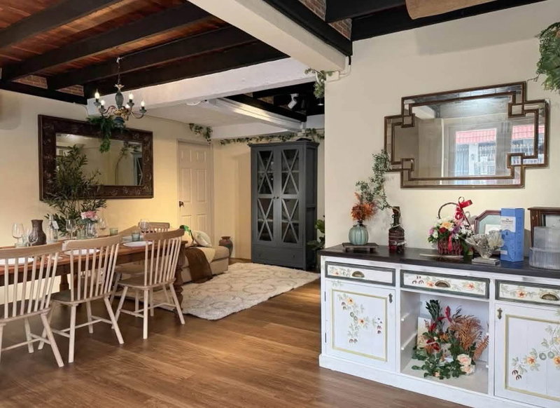 บ้านเดี่ยวให้เช่า : LTHC15995 - Pet-Friendly House for Rent Huai Khwang | Ratchadanives Village | 139K/Month | บ้านเดี่ยวให้เช่า ห้วยขวาง เลี้ยงสัตว์ได้