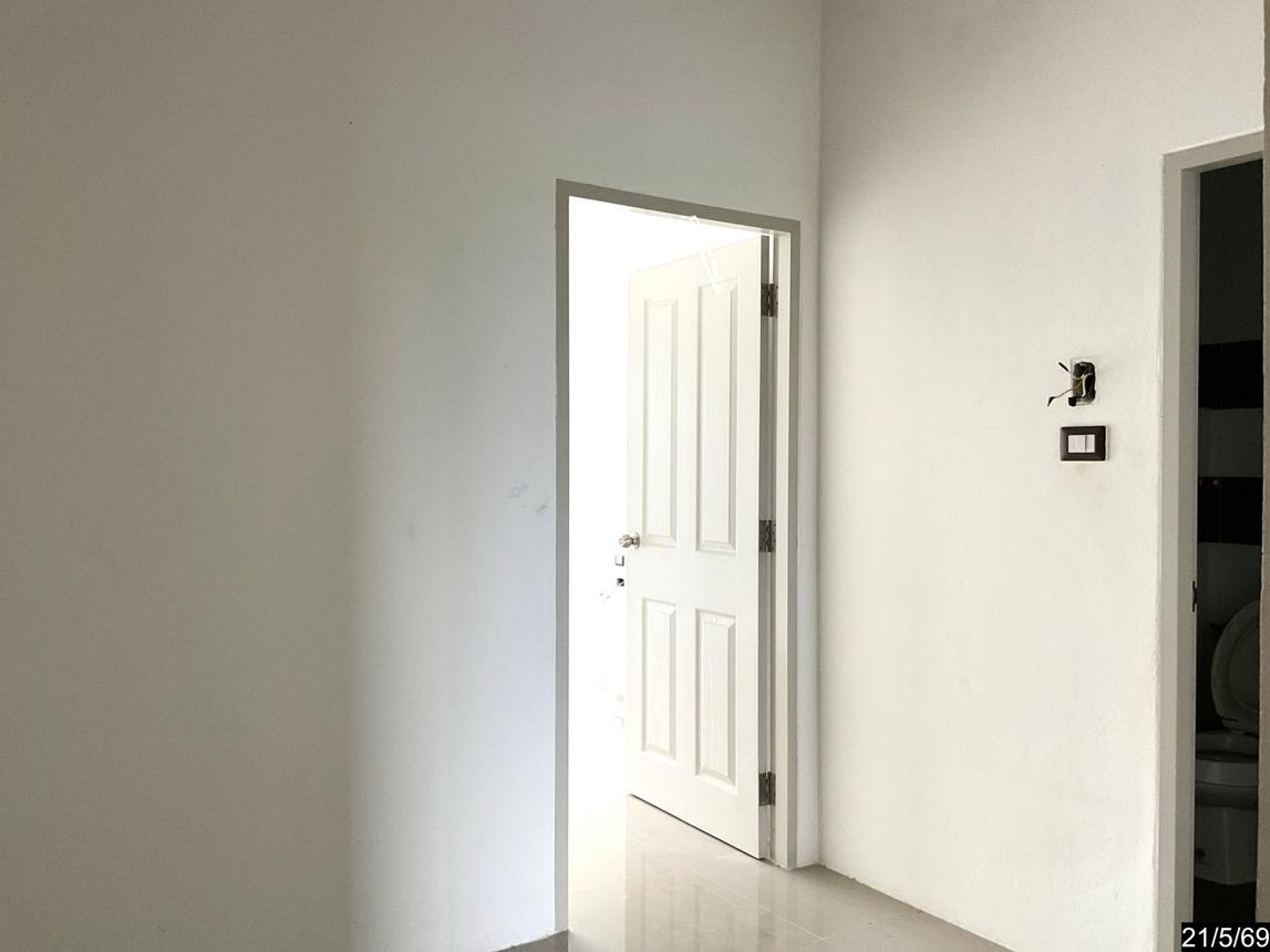 picture SHOP HOUSE 27.6 Sq.w. Muang Nakhon Ratchasima Nakhon Ratchasima for 2.9M - 20/28