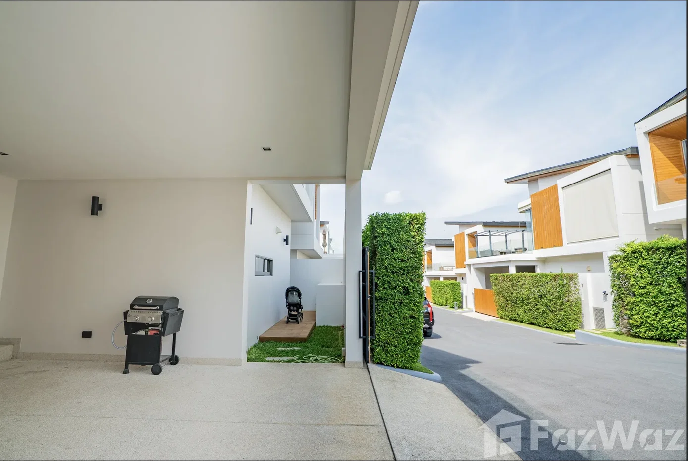 picture 5 Bedroom Pool Villa for Sale 6076718 - 4/35