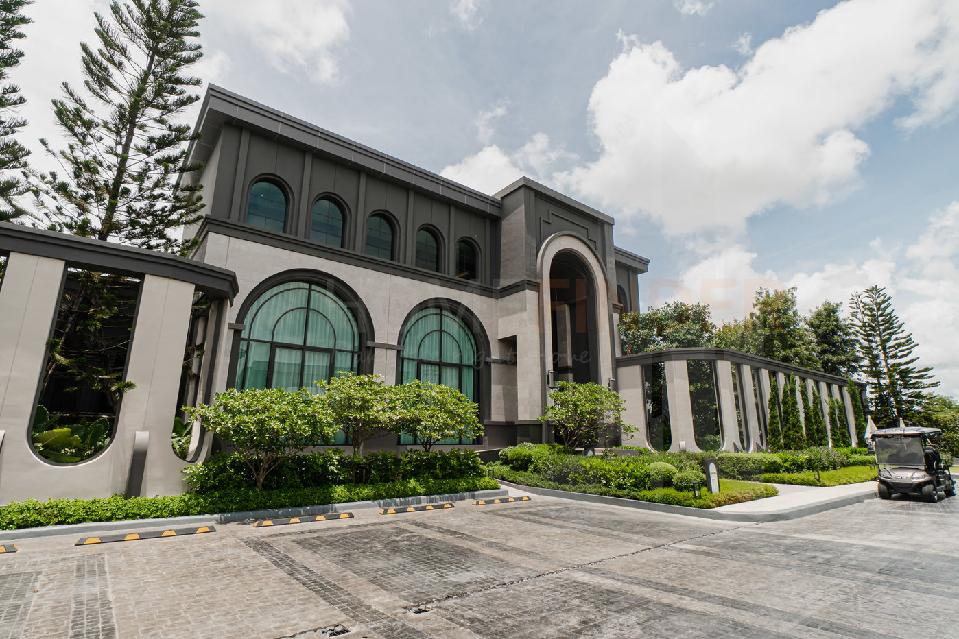 รูป Grand Bangkok Boulevard Bangna KM.15 4 bedrooms, for sale - รูปที่ 1/28