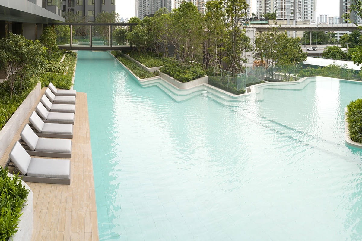 picture life sathorn sierra 15,500 thb/month - 10/27