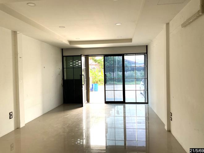 picture SHOP HOUSE 27.6 Sq.w. Muang Nakhon Ratchasima Nakhon Ratchasima for 2.9M - 3/28