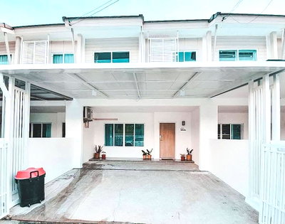 Townhouses for rent Chiang Mai : For rent: Pruksa Ville 115 Payap, 2-story townhome with brand new furniture and appliances. Near Payap University. Ready to move in. RH-44