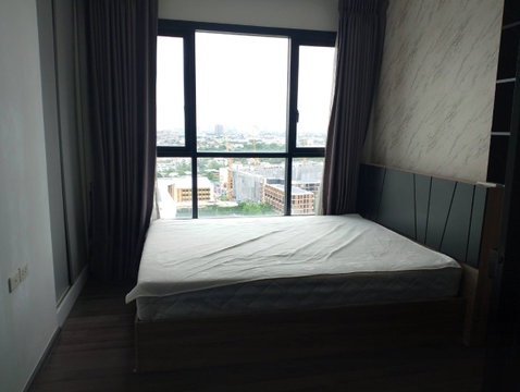 คอนโด ให้เช่า :    The Base Park East Sukhumvit 77 (( BTS Onnut Udomsuk  )) MK-02  line @livingbkk