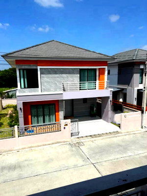 บ้านเดี่ยว วิทยาลัยการสาธารณสุขสิรินธรชลบุรี : ขายบ้านเดี่ยวโครงการภูริ บ้านสวน ชลบุรี ทำเลดี ใกล้ทุกความสะดวก