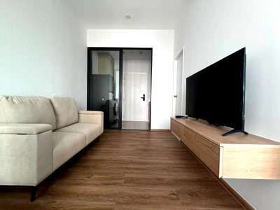 Condos for rent : 🏙️💙 Pool view, beautiful room, ready to move in! Flexi Mega Space Bangna for rent 💙🏙️