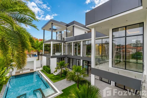 Brand New Luxury Pool Villa with Beach Access in Pratumnak 6453366