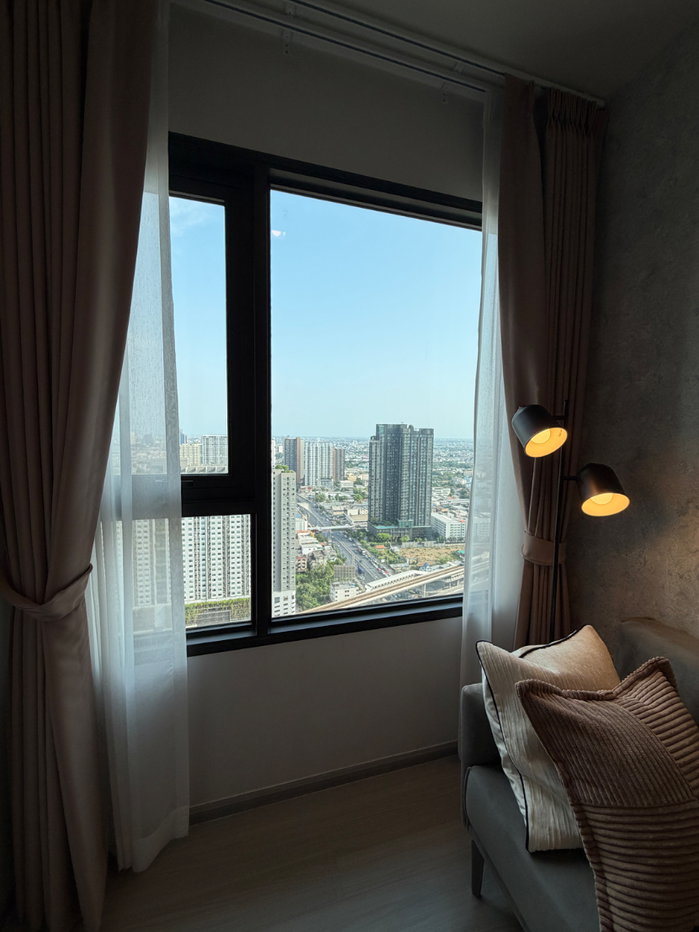 picture life sathorn sierra 15,500 thb/month - 8/27