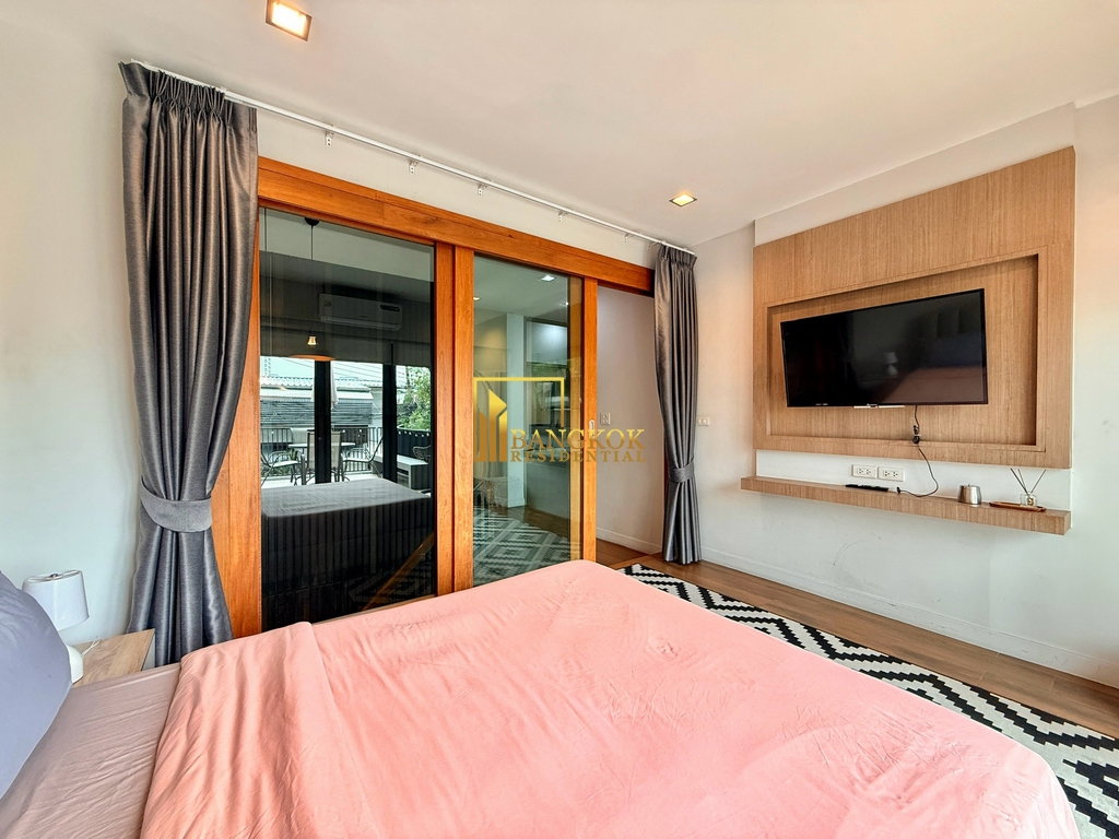 รูป Beautifully Renovated 3 Bed Townhouse For Rent in Ekkamai - BR8807TH - รูปที่ 25/40