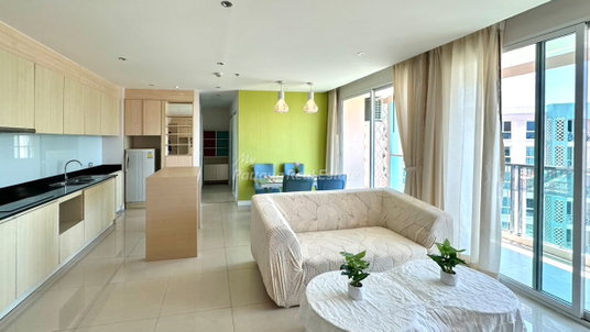 🛏️ 2 ห้องนอน - 🛁 2 ห้องน้ำ - 🏙️ Pool View - 🌏 ชื่อชาวต่างชาติ - 🏢 Grande Caribbean Condo Resort Pattaya - รหัส: GC43