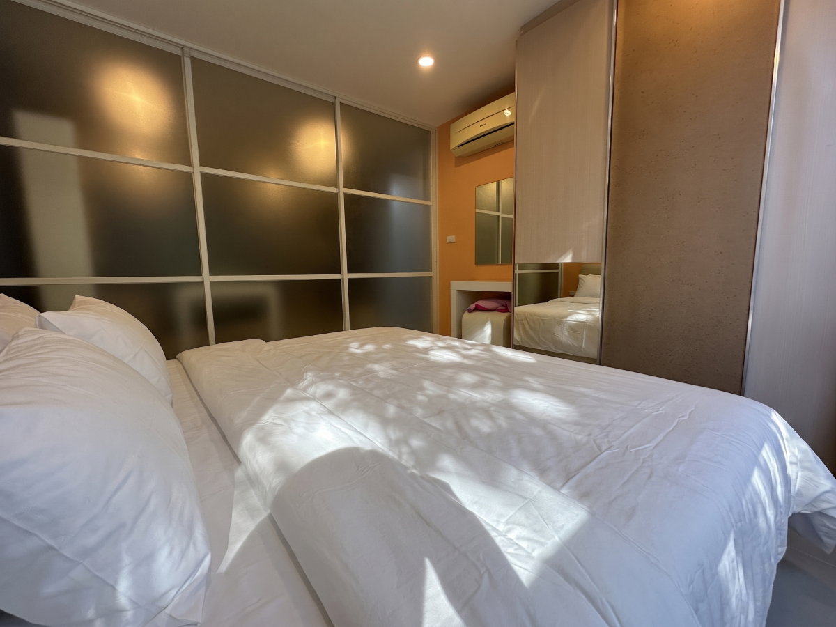 picture 🏙️ Condo for Sale: 1 Bedroom at Elements Srinakarin - Best Price in the Building! - 5/20