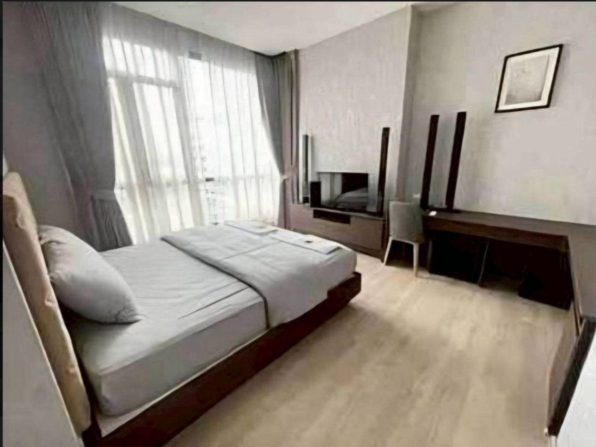 picture rent Capital Ekkamai. 4bed 200sqm. Private lift! Line id: @pfagent - 5/16