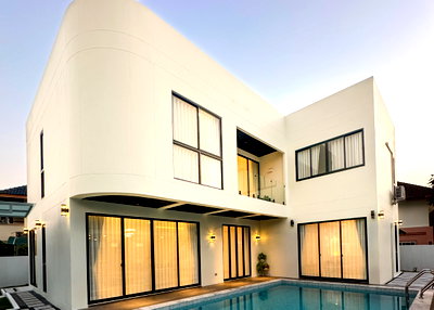 บ้านเดี่ยว กาดฝรั่ง วิลเลจ  : 🏡💎 ขาย Luxury Pool Villa 2 ชั้น พร้อมสระว่ายน้ำส่วนตัว  #CSRP101302