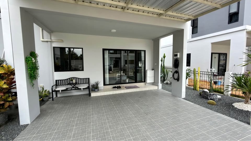 picture Modern 2-Storey Twin House for Sale ✨🏡 - 2/17