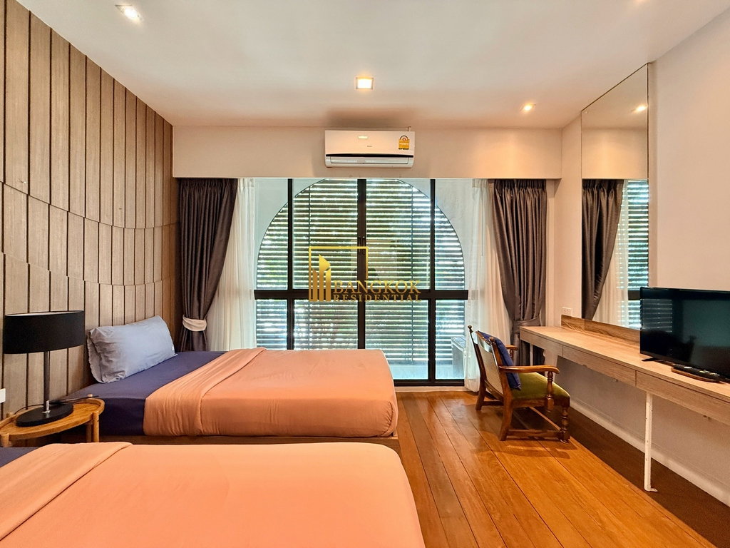 รูป Beautifully Renovated 3 Bed Townhouse For Rent in Ekkamai - BR8807TH - รูปที่ 27/40