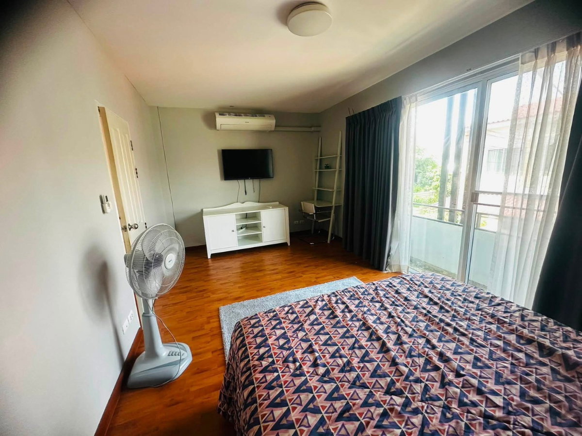 รูป 🏡 ให้เช่าทาวน์โฮม The Trust Town ลำลูกกา คลอง 5 2 ห้องนอน 2 ห้องน้ำ เฟอร์นิเจอร์ครบ | เครื่องใช้ไฟฟ้าครบ | แอร์ทุกห้อง - รูปที่ 7/11