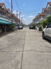listing thumbnail image 3