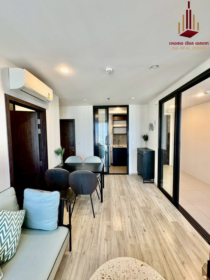 picture ✨ For Rent: XT Huaikhwang Condo ✨ 💰 Only 38,000 THB/month - 4/6