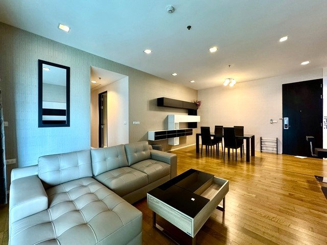 picture The Madison | Superb 2 Bedroom Condo Near BTS Phrom Phong - BR18394CD - 2/34
