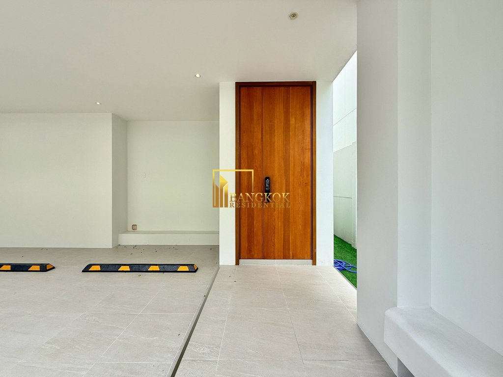 รูป Noble Terra | Modern 4 Bedroom House For Rent in Rama 9 Area - BR28346SH - รูปที่ 3/60