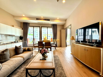 Apartment building for rent Srinakharinwirot University Prasanmit Campus : Beautiful 3 Bedroom Apartment For Rent in Thonglor Area - BR21459AP