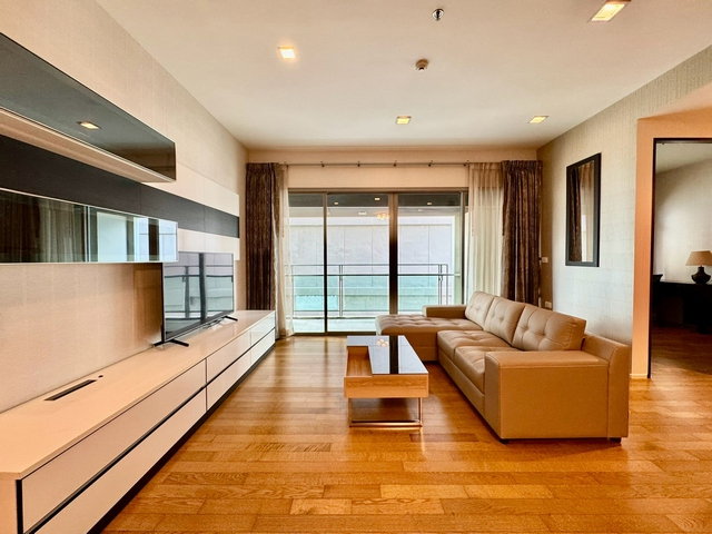 picture The Madison | Superb 2 Bedroom Condo Near BTS Phrom Phong - BR18394CD - 1/34