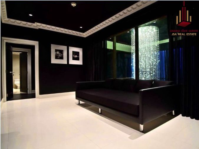 3-bed condo for rent, 136 sqm, The Emporio Place