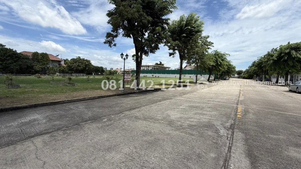 รูป ขายที่ดิน ถมแล้ว ซอยติวานนท์-ปากเกร็ด 44 หมู่บ้านคฤหาสน์ทายาท แปลงสวยติดถนนเมน พื้นที่ 403.2 ตรว. ราคา 59,000 บาท/ตรว. ใกล้รถไฟฟ้า เมืองทองธานี - รูปที่ 3/5