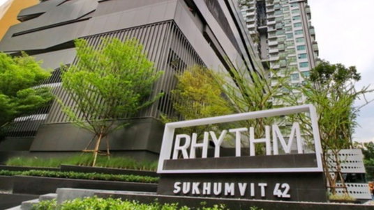 ✨ For Sale : Rhythm Sukhumvit 42 Condo ✨  💰 Only 3,900,000  THB
