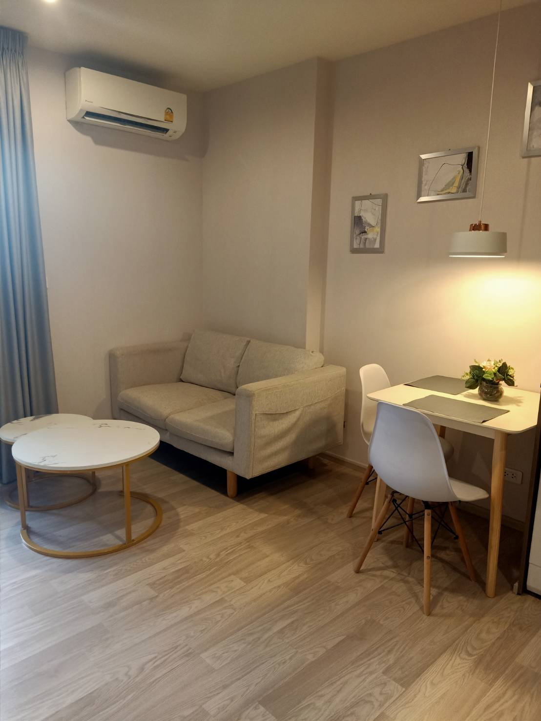 Condo for RENT : Ideo Mobi Sukhumvit Eastpoint 𝐒𝐢𝐳𝐞 : 35 sqm. 1 Bed /1 Bath / Corner Room/City View.  𝐅𝐥𝐨𝐨𝐫 : 15th  ✅ Fully furnished