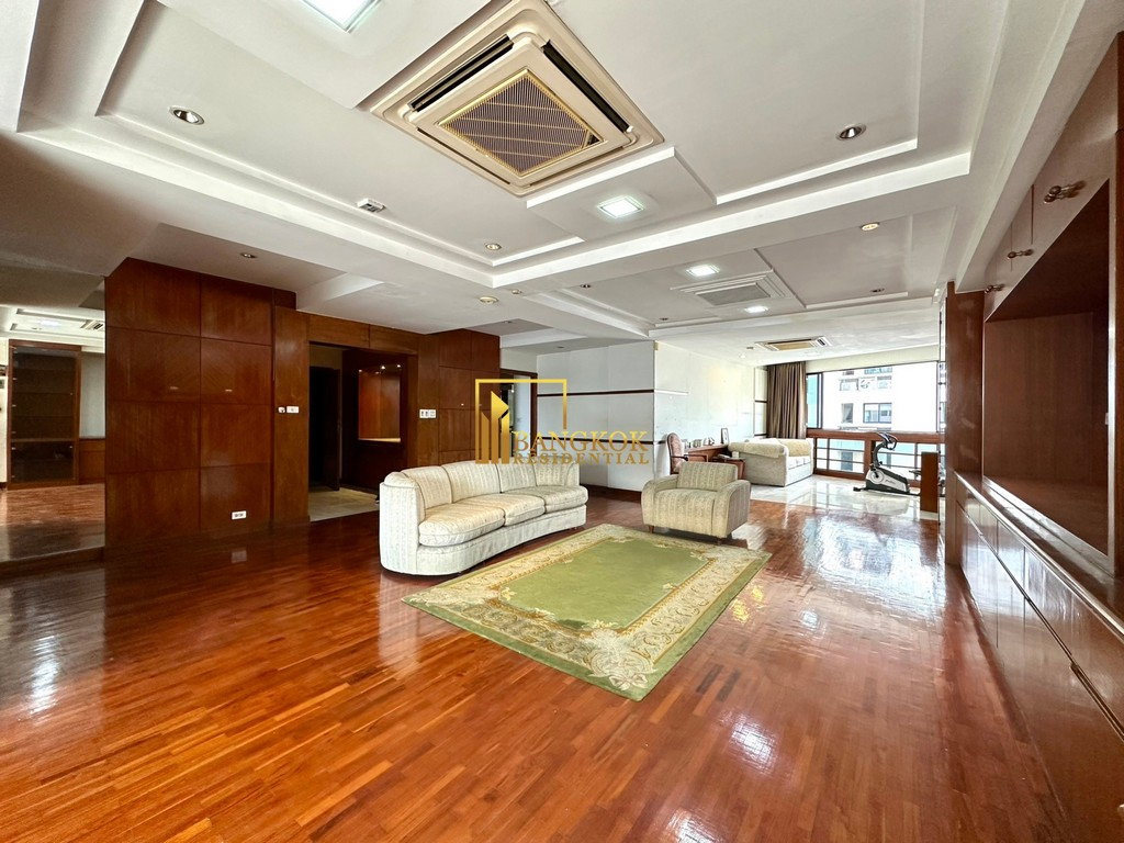 picture President Park | Expansive 3 Bedroom Condo in Phrom Phong - BR16049CD - 1/38