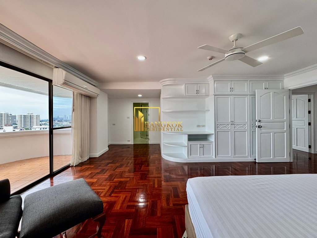picture Impressive 3 Bed Apartment in Phrom Phong Area - BR21182AP - 19/55